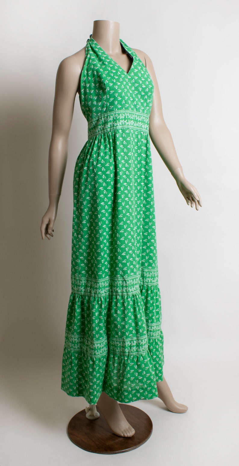 Vintage 1970s Maxi Dress Bright Kelly Green Floral Print Halter Floor Length Maxi Cotton Day Dress Prairie Style Small image 2