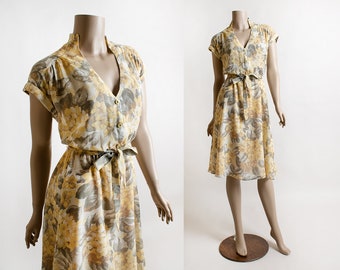 Vintage 1970s Floral Dress - Lemon Yellow Floral Print Sheer Cotton Day Dress with Gray and White - Button Shirtwaist Coco - Feminine Small