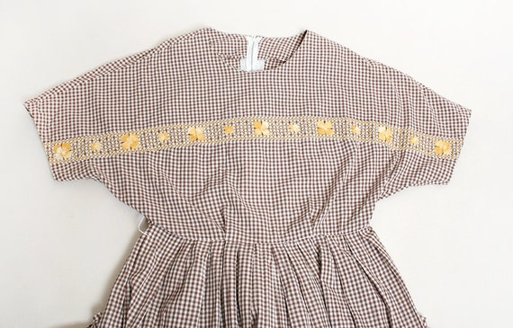 Vintage 1960s Gingham Dress - Floral Embroidered … - image 7