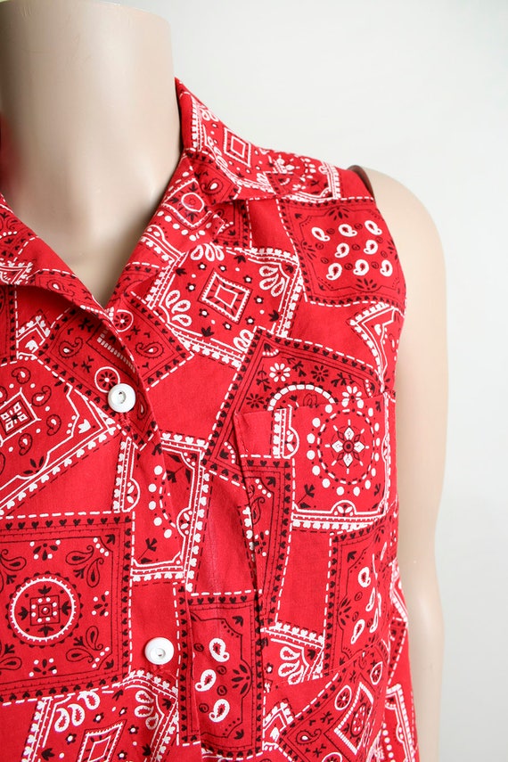 Vintage Bandana Print Blouse - 1950s Sleeveless R… - image 2