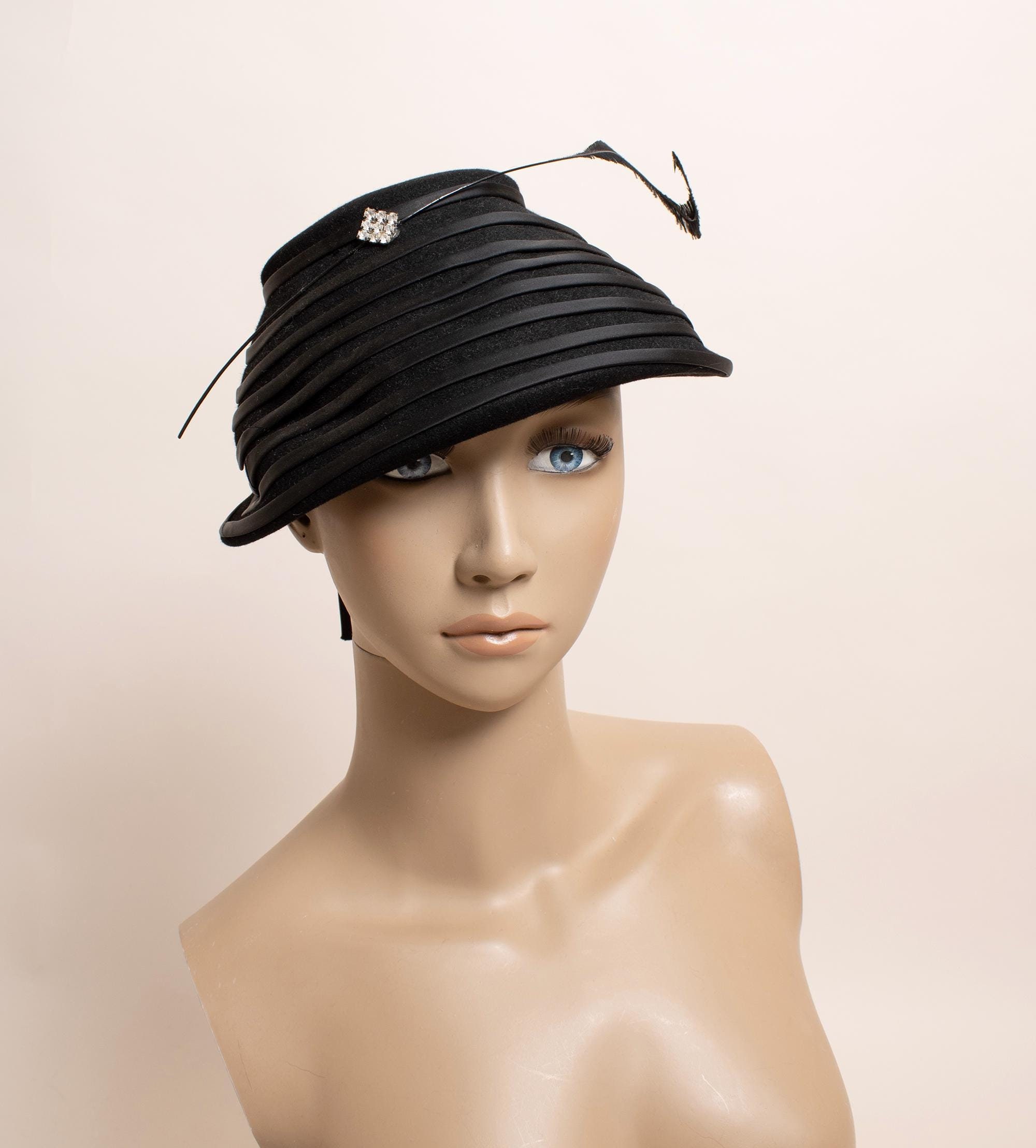 1950s Black Velour Hat w/ Satin Ribbon Bow – Vintage Cloche / Pillbox Style Black Velvet Cloche Hat ~ Vintage 1950s Ladies Soft Velvet  main image 3