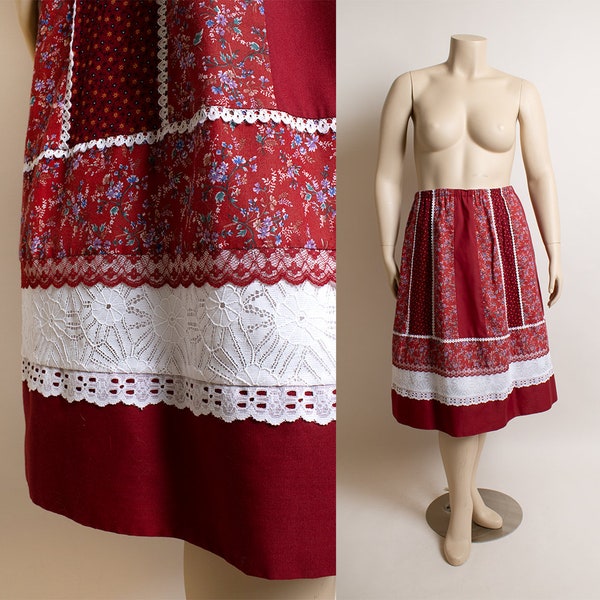 Vintage Maroon Floral Prairie Skirt - Panel Patchwork Style White Eyelet Lace Western Boho Bohemian Cotton - Large