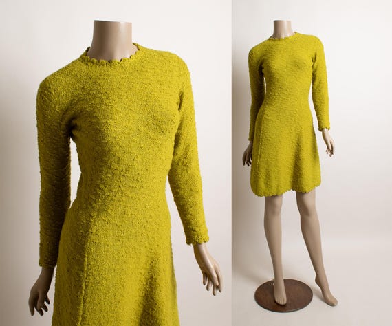 Vintage 1970s St. John Knits Dress - Olive Pea Soup Green Boucle Long Sleeve Scallop Hem 70s Knitwear - Small Vintage 1970s St. John Knits Dress - Olive Pea Soup Green Boucle Long Sleeve Scallop Hem 70s Knitwear - Small