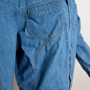Vintage 1970s Denim Jacket Lee Set Medium Blue Jean Jacket Mens Unisex Snap Button Front Medium Large image 8
