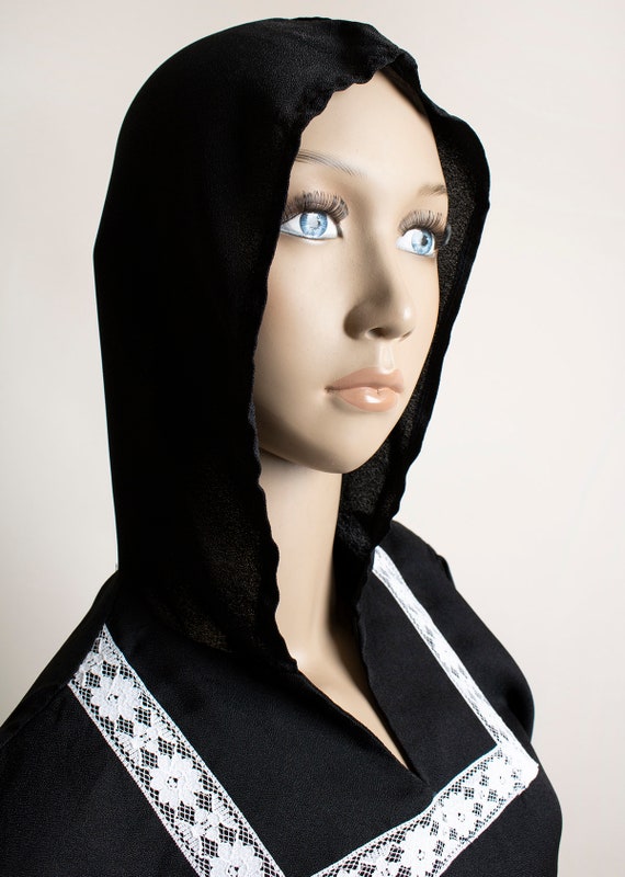 Vintage 1970s Hooded Blouse - Black & White Lace … - image 8