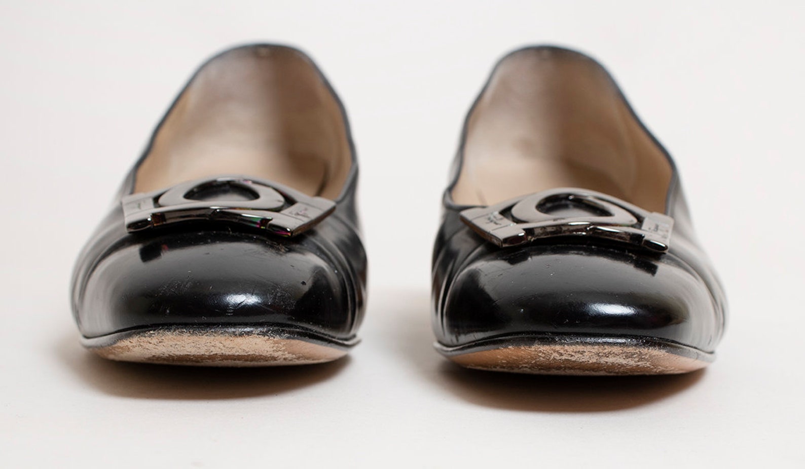 ferragamo kitten heels