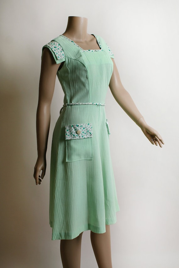 Vintage 1970s Dress - Mint Green Floral Print Cot… - image 2