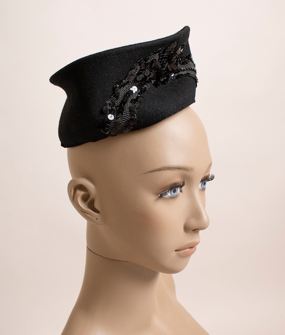 Vintage 1940s Black Sequin Tilt Hat - Berkshire W… - image 1