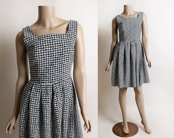Vintage 1960s Dress - Houndstooth Print Black and White Box Pleat Skirt Day Dress - Casual Cute - Small