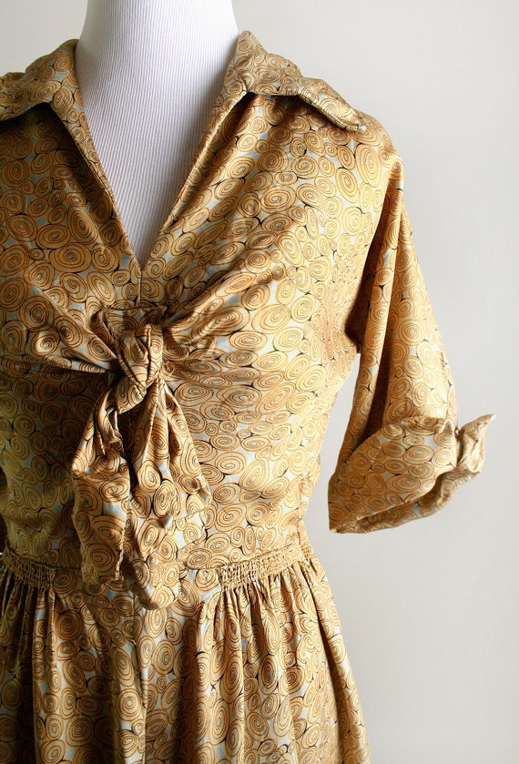 Vintage 1940s Dress - Mustard Yellow Swirls and D… - image 3