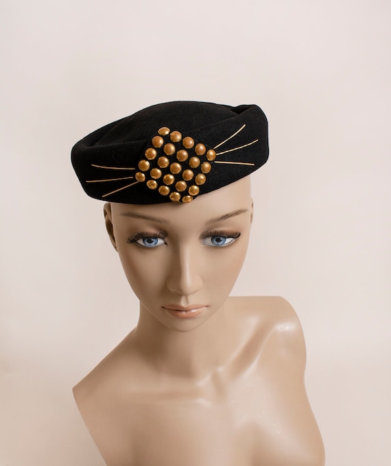 Vintage 1930s Studded Black Wool Hat - Round Bell 