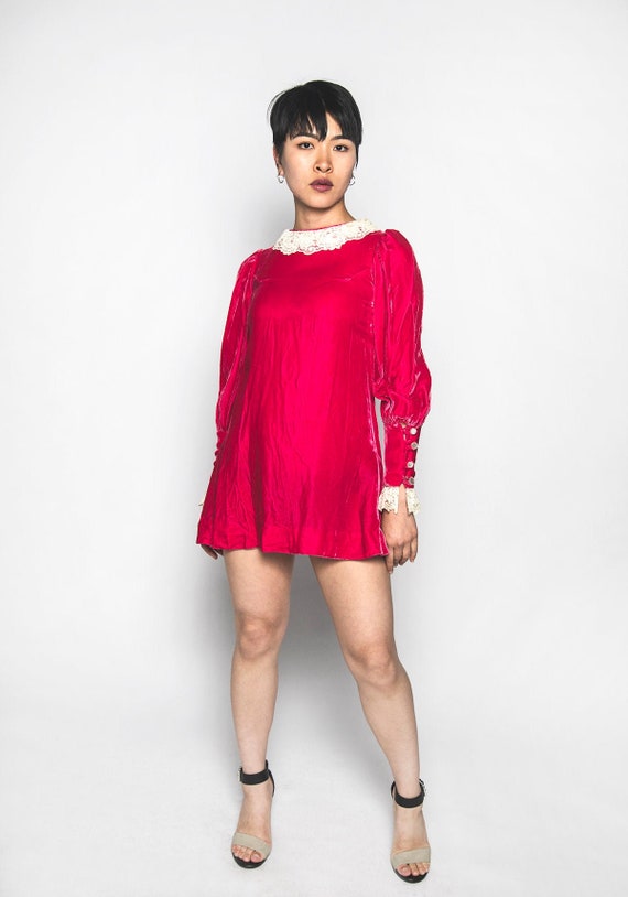 Vintage 1960s Velvet Mini Dress - Twiggy Style - H