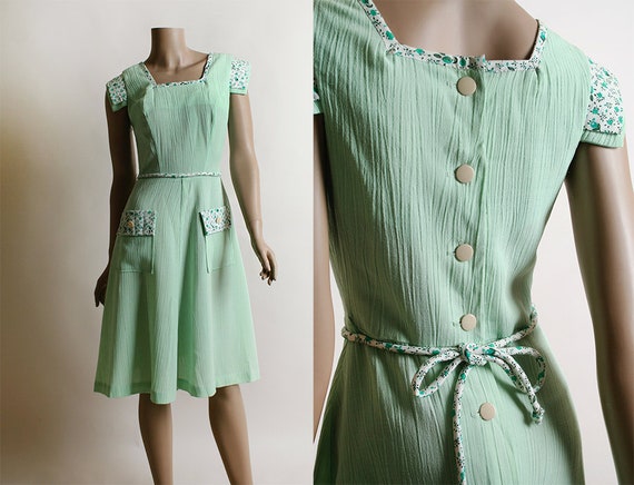 Vintage 1970s Dress - Mint Green Floral Print Cot… - image 1