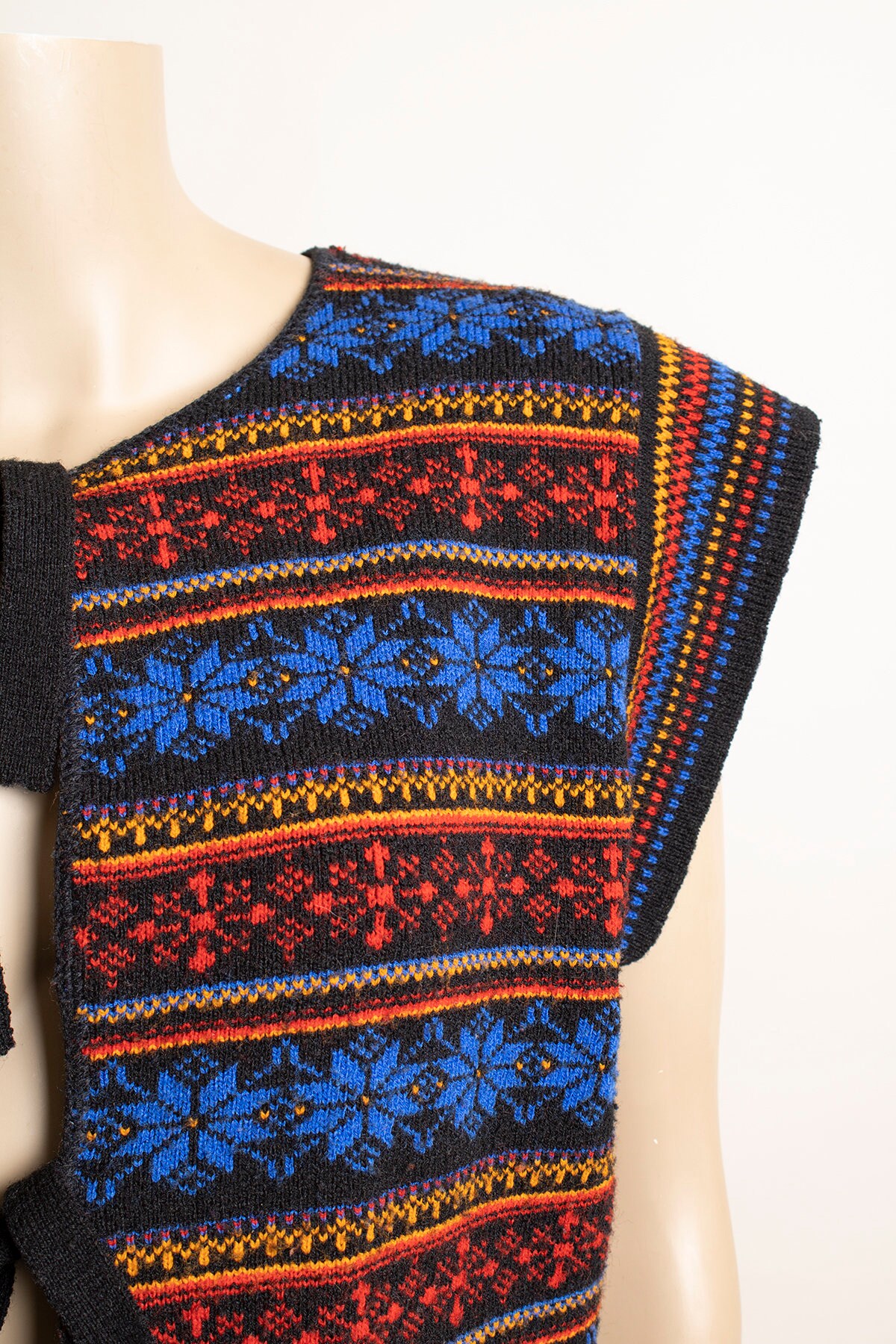 Vintage Rainbow Geometric Flower Knit Sweater Vest - Front Ties