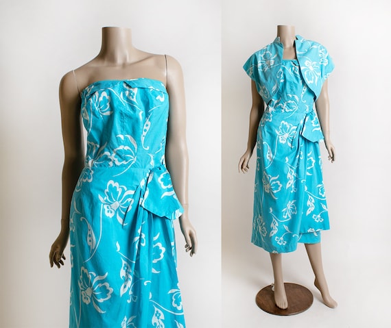 Vintage 1950s Hawaiian Sarong Dress with Matching Bol Gem