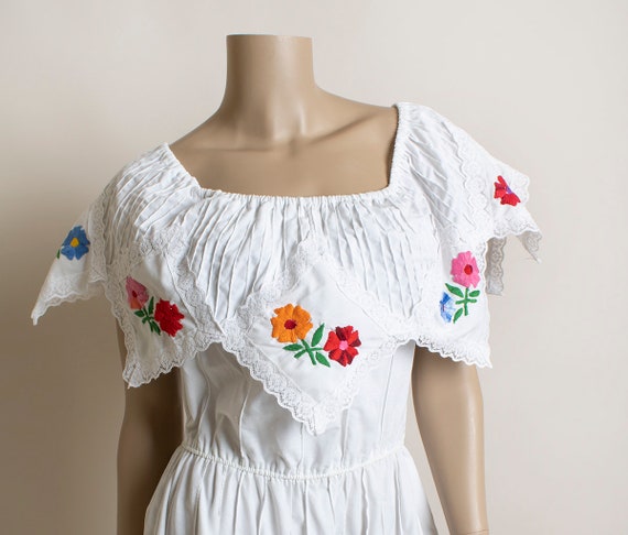 Vintage Off Shoulder Summer Mexican Dress - Color… - image 7