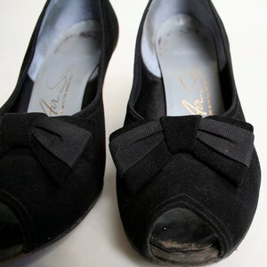 Vintage 1940s Heels Black Suede Leather With Bows Size 6 B - Etsy