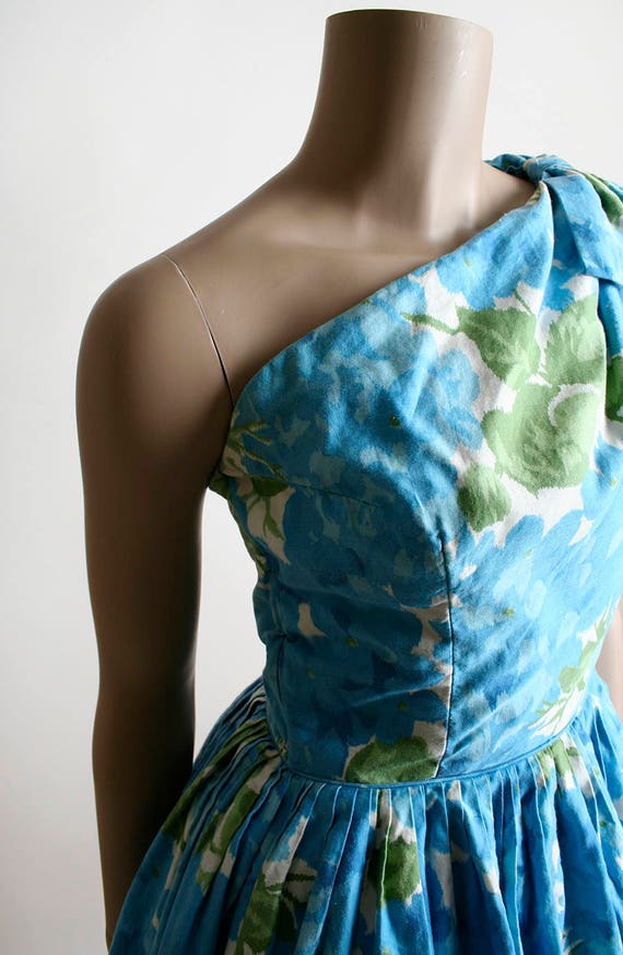 Vintage 1950s Dress - One Shoulder Aqua Blue Flor… - image 5