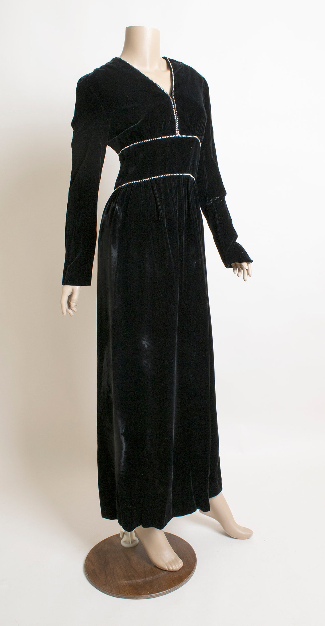 1970s Velvet Embellished Victor Costa main image 1