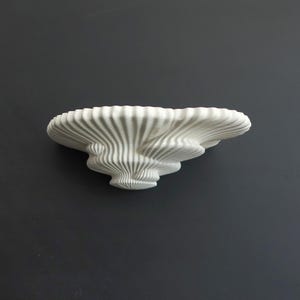 Big Mushroom Shelf TINDER FUNGUS - Customizable Colors & 2 Versions for Unique Home Decor, Eco-Friendly Wall Art