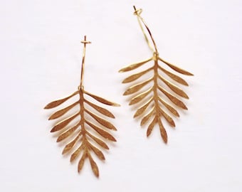 Hammered Palm Leaf Earrings | Drop Earrings | Hammered Earrings | Minimalist Earrings | Leaf Earrings | Modern Jewelry | Brass Earrings