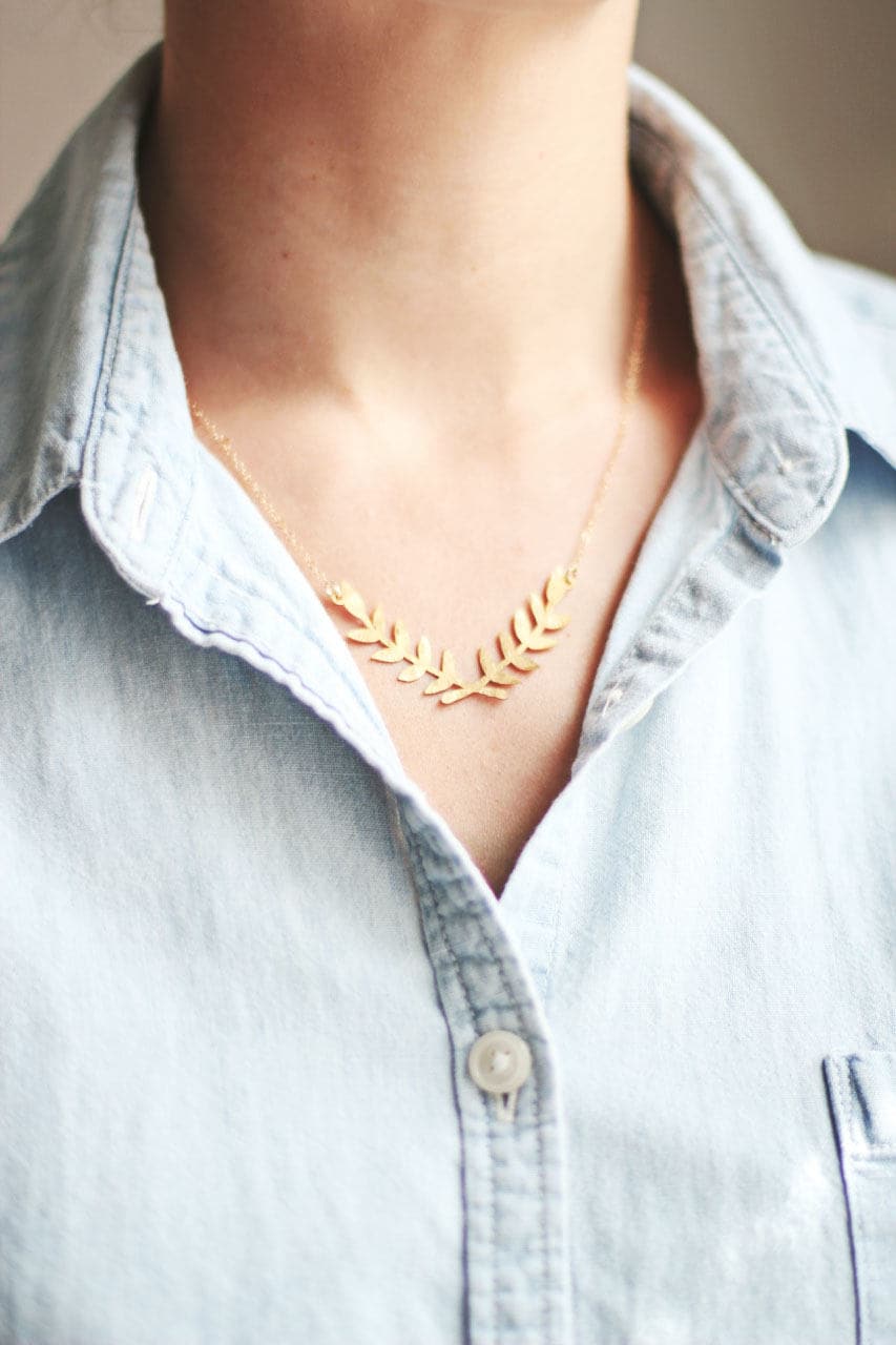 Face Mask Necklaces: The Must-Have Accessory - Sydne Style