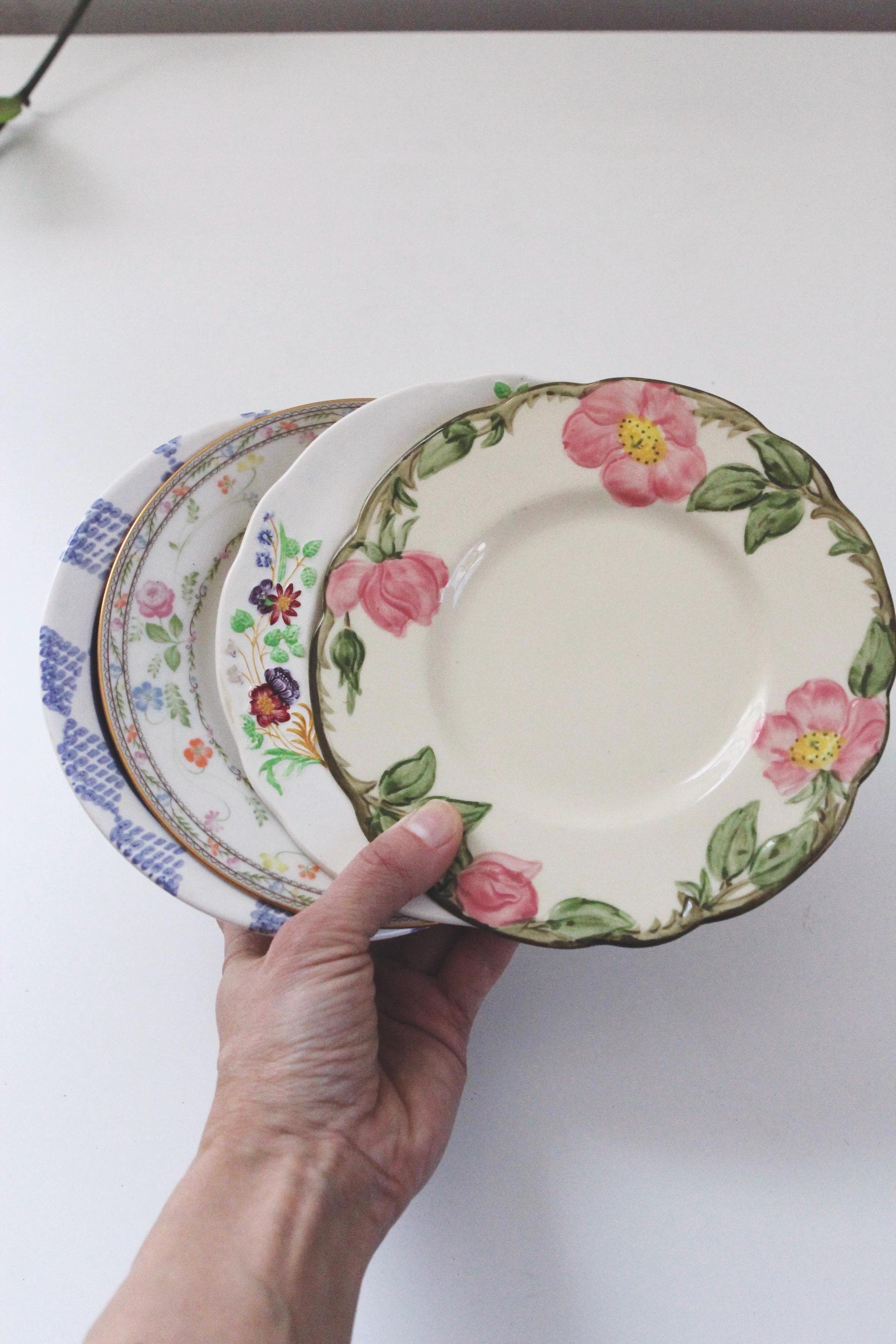 Mismatched Tableware Vintage Mismatched China Plates Dishes Set - Tableware, Party, Cottage ...