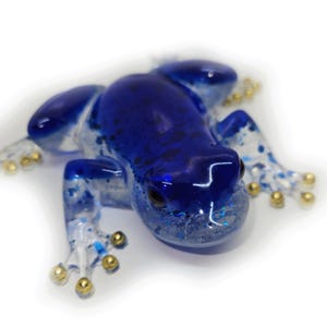 4&quot; x 5&quot; Resin Frogs. 4 to choose from