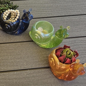 Resin Snail Planter