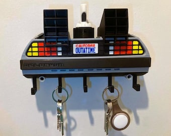 Porta-chaves da máquina do tempo DeLorean
