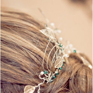 Hair Combs, Pearl, Leaf & Crystal on Silver, Custom Colors Options, Inspired by the Film Labyrinth, Free Shipping image 4