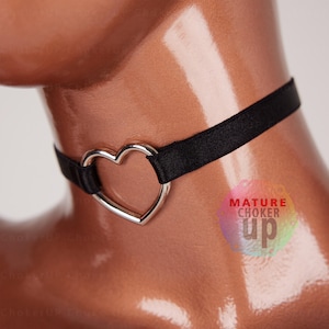 Schwarzes Herz Choker, Gold Herz Choker, Herz Choker Halskette, Romantisches Geschenk, Herz Schmuck, Statement Halskette, Geburtstagsgeschenk,