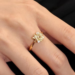 14K Cluster Floral Promise Ring, Solid Gold Moissanite Wedding Ring, Dainty Stackable Ring, Art Deco Bridal Ring, Wedding Band