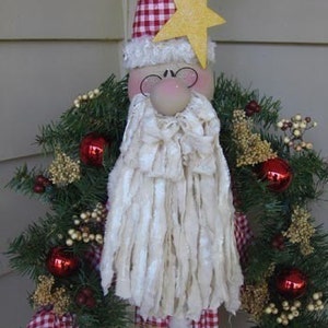 Tall-n skinny Santa E pattern image 1