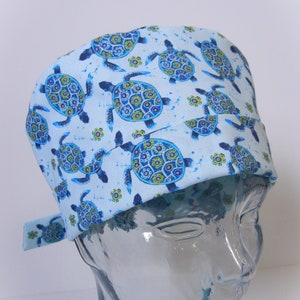 Tie Back FOLDING BAND Medical Surgical Scrub Hat with Light Blue Sea Turtles