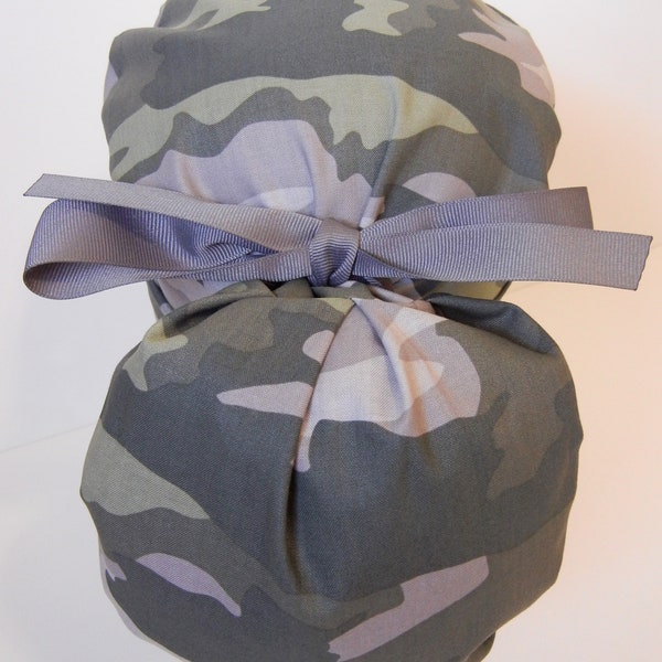FOLDING BAND Ponytail Medical Surgical Scrub Hat in Military Gray Olive Green Camo