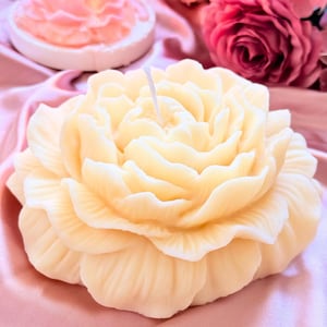 Large Peony Candle, Handcrafted Soy Wax Candle, Elegant Home Decor, Peony-shaped candle decor, Luxury decorative candle, Eco-friendly candle