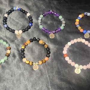 Bracelet à breloques en cristal perlé unique personnalisé