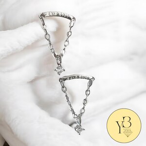 Boucles d'oreilles pendantes cartilage, piercing hélice cachée, boucles d'oreilles en cristal à chaîne pompon, cadeau de piercing barre incurvée conque pour elle