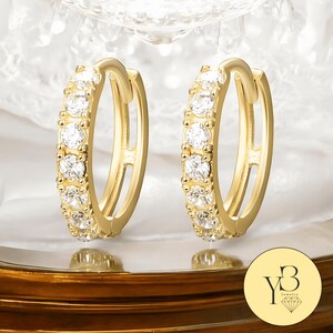 Orecchini a cerchio e piercing in oro 10K, piercing Daith Conch, piercing Helix, piccoli orecchini huggie con zirconi di cristallo in regalo