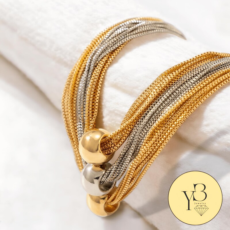 Big Pendant Necklace Gold
