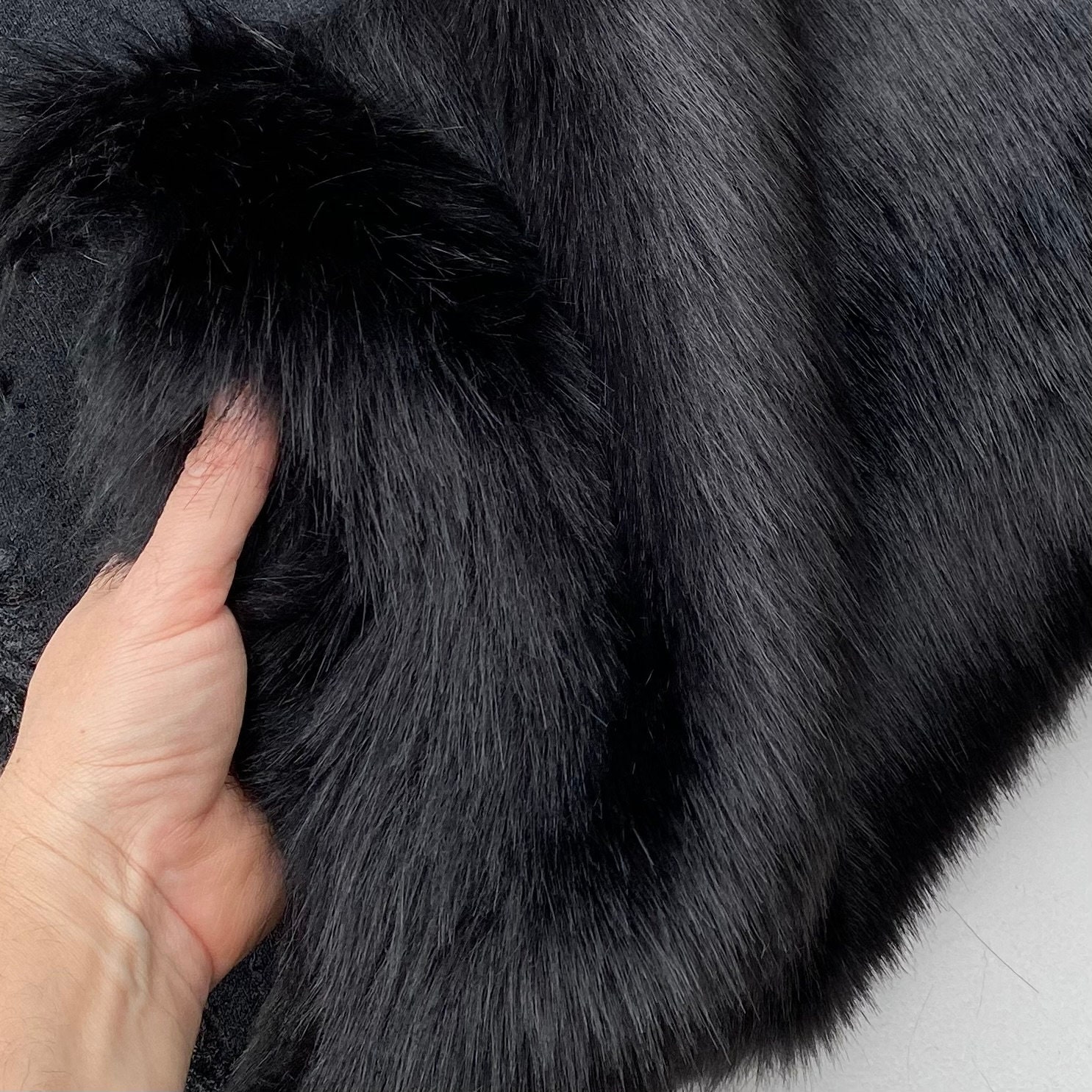 Bianna BLACK Long Pile Faux Fur Fabric, Shag Shaggy Material in Pieces,  Perfect for Gnome Beards Crafts, Fursuit, Costume 