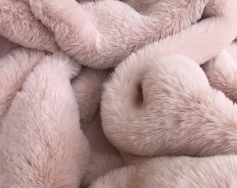 SILKY LOTUS - Powder Soft- Faux (FAKE) Fur - Free Post  - Various Sizes Available
