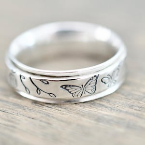 Butterfly Floral Spinner Ring - Fidget Ring