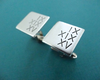 Personalized Square Cufflinks - Custom Roman Numeral Date Cuff links - Custom Cuff Links - Aluminum
