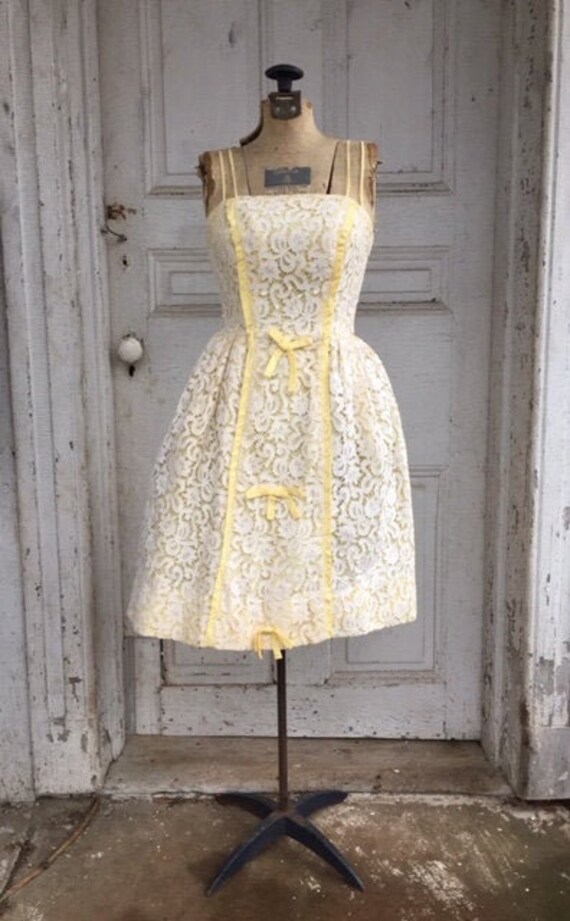 yellow bow dress