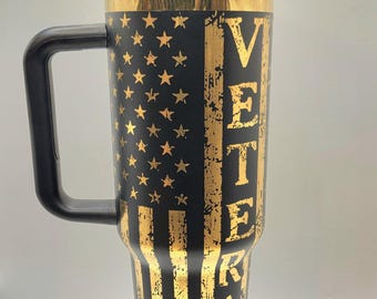 退役軍人向け40オンスタンブラー。