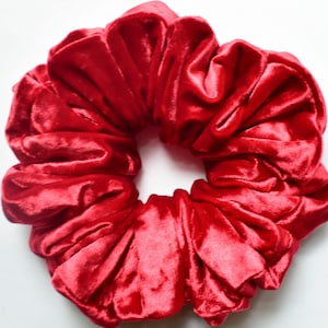 Red Velvet Scrunchie, Jumbo Velvet Scrunchies, Velvet Scrunchie, XL Red Scrunchie, Large Velvet Hair Tie, Jumbo Red Scrunchie, XL Scrunchies