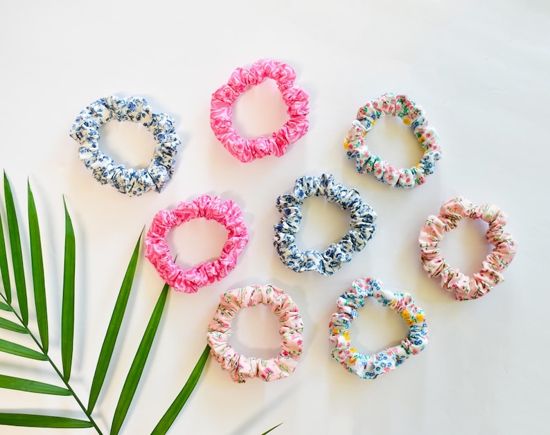 light pink scrunchie, pink scrunchie, skinny scrunchie, skinny floral scrunchie, skinny pink scrunchie, skinny cotton scrunchie, colorful scrunchie, handmade scrunchie, floral scrunchie, cotton scrunchie, pink cotton scrunchie, pink scrunchie, jumbo scrunchie, colorful scrunchy, floral scrunchie, pink scrunchy, pink cotton hair, handmade Pink Scrunchie