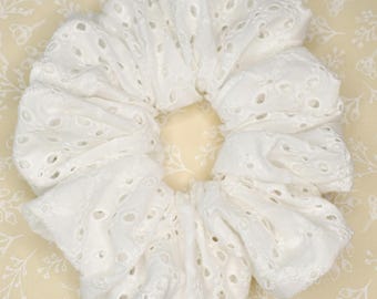 Coletero blanco extragrande con ojales / Coleteros de algodón hechos a mano